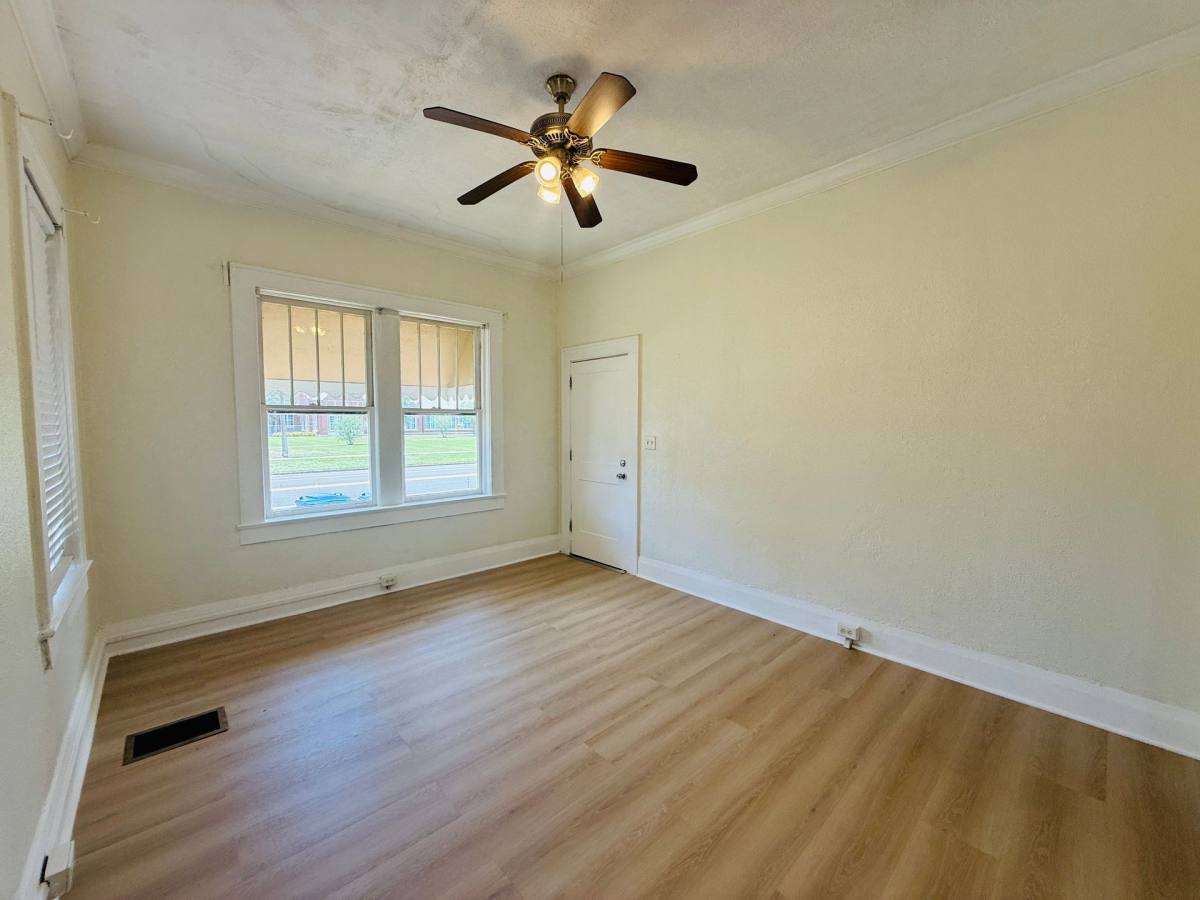 Apartment for rent at 4905 N Central Ave, Tampa, FL 33603