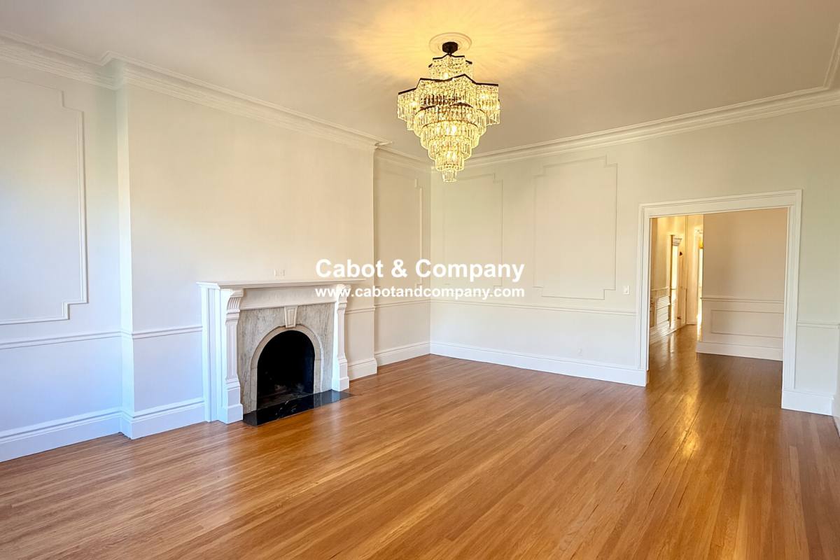 Apartment for rent at 231 Beacon St #3, Boston, MA 02116