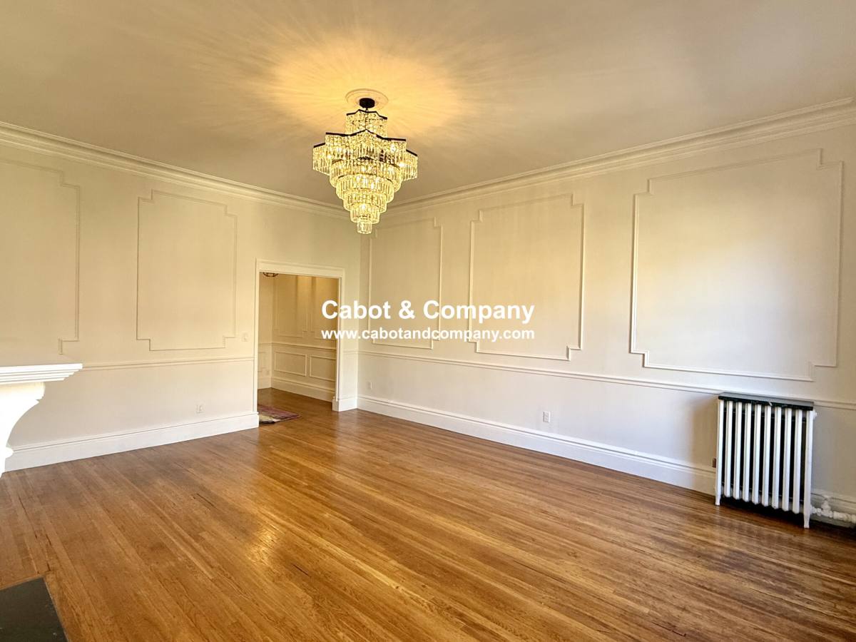 Apartment for rent at 231 Beacon St #3, Boston, MA 02116
