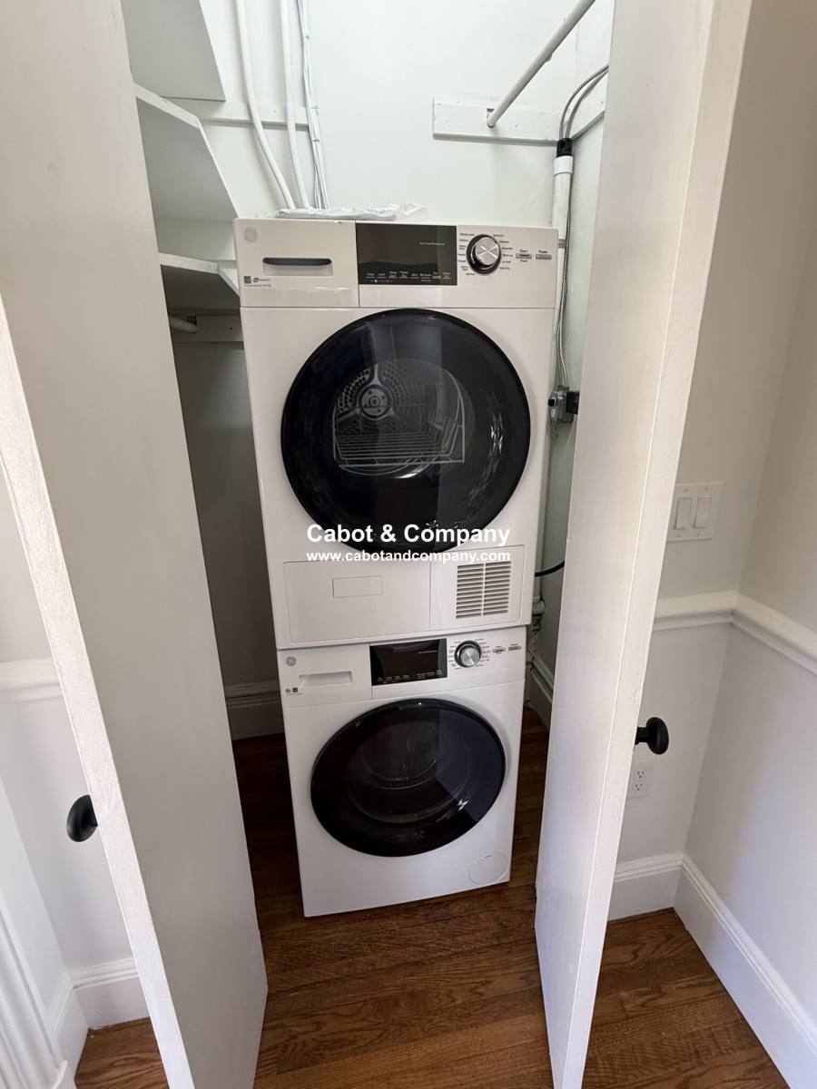 Apartment for rent at 231 Beacon St #3, Boston, MA 02116
