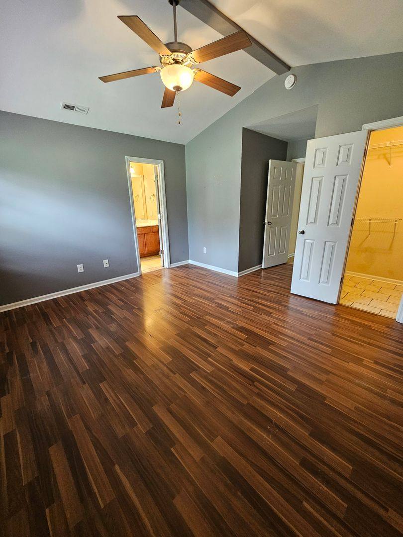 House for rent at 307 Big Tree Lane, Chinquapin, NC 28521