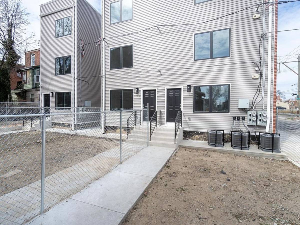 Apartment for rent at 1800 W Tioga, Philadelphia, PA 19140