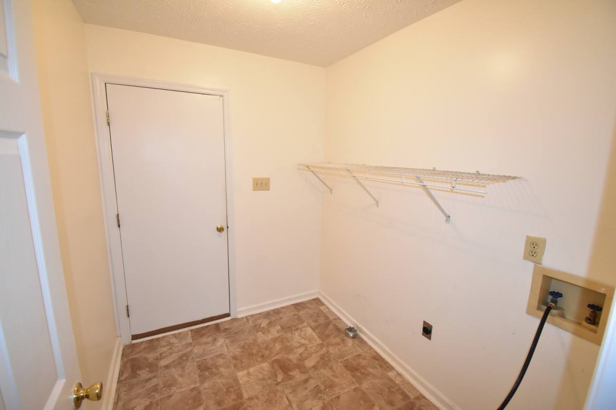 House for rent at 121 Sprucepine Dr, Raeford, NC 28376