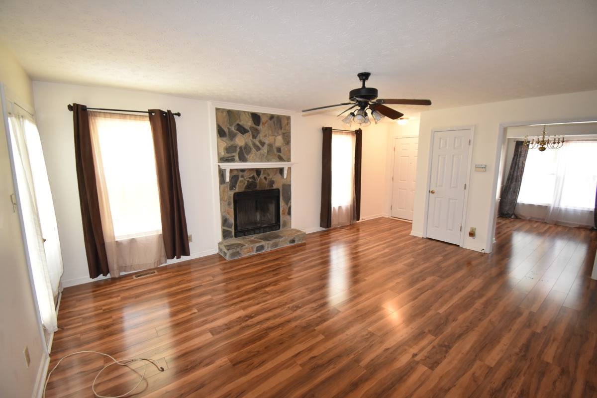 House for rent at 121 Sprucepine Dr, Raeford, NC 28376