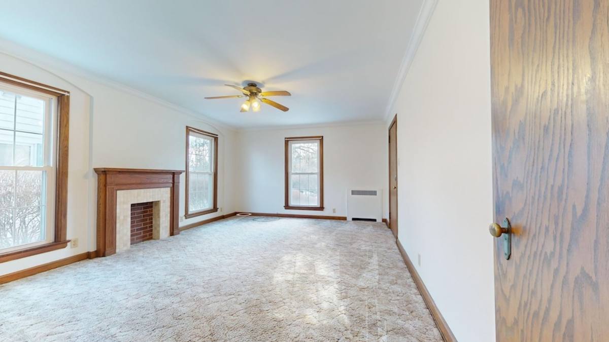 Apartment for rent at 596 Bigelow Rd, Mansfield, OH 44907