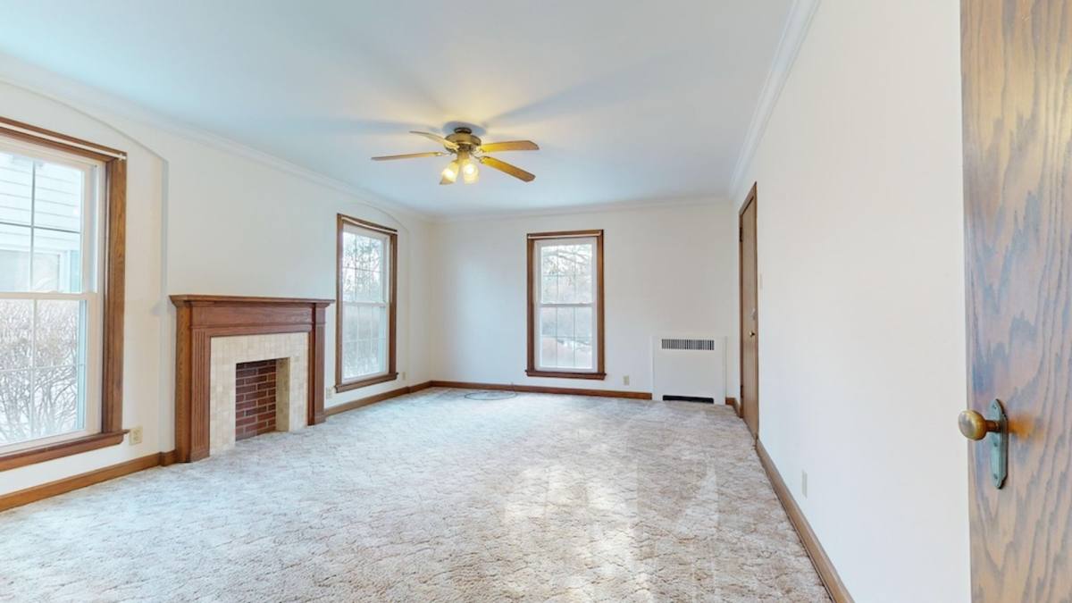Apartment for rent at 596 Bigelow Rd, Mansfield, OH 44907