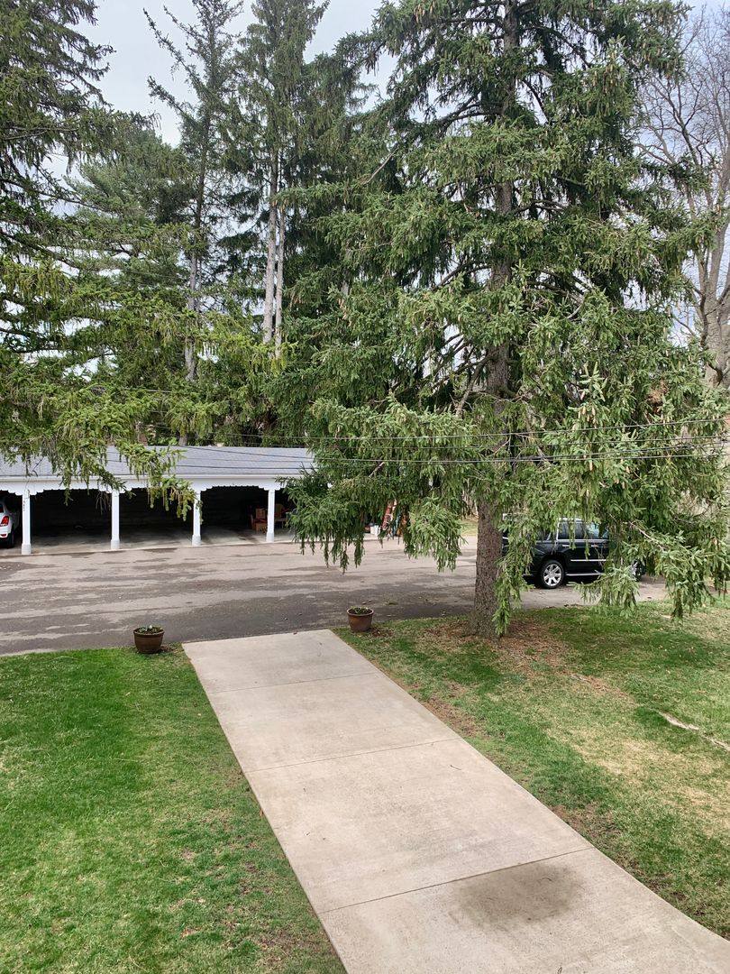 Apartment for rent at 596 Bigelow Rd, Mansfield, OH 44907