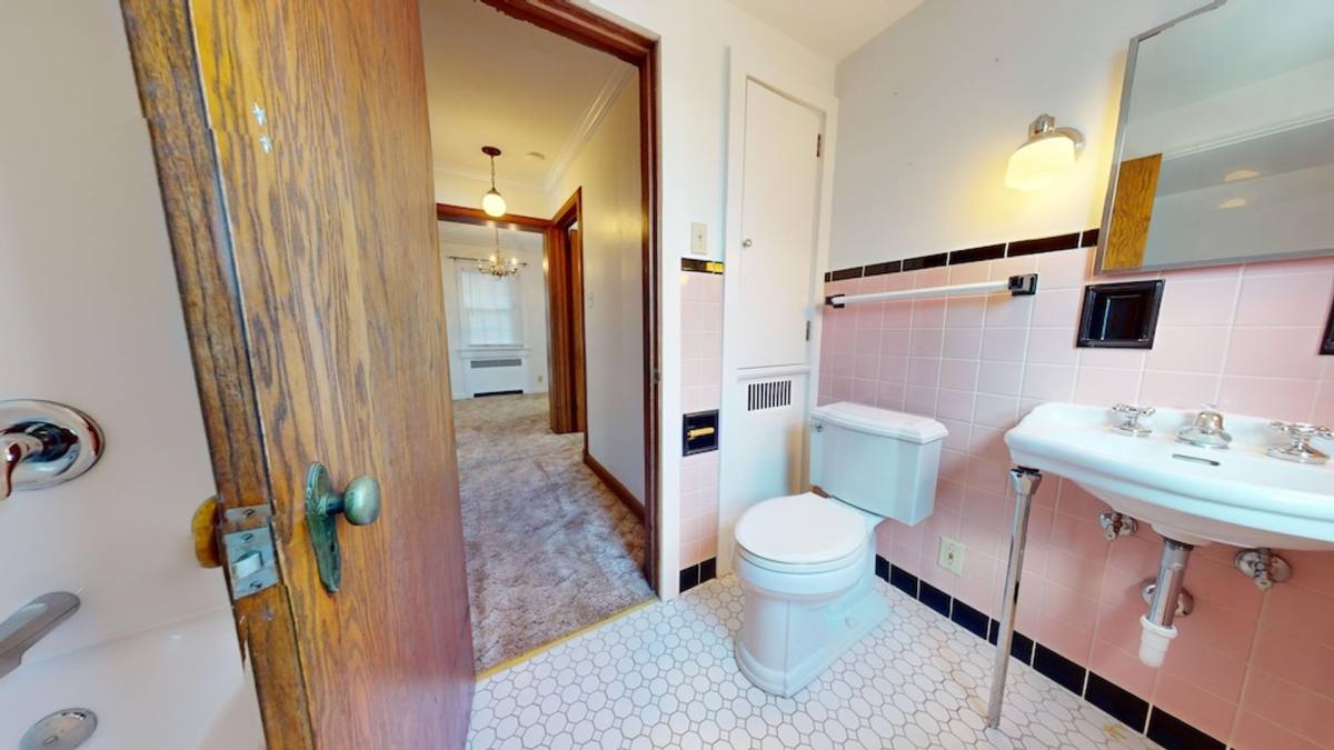 Apartment for rent at 596 Bigelow Rd, Mansfield, OH 44907
