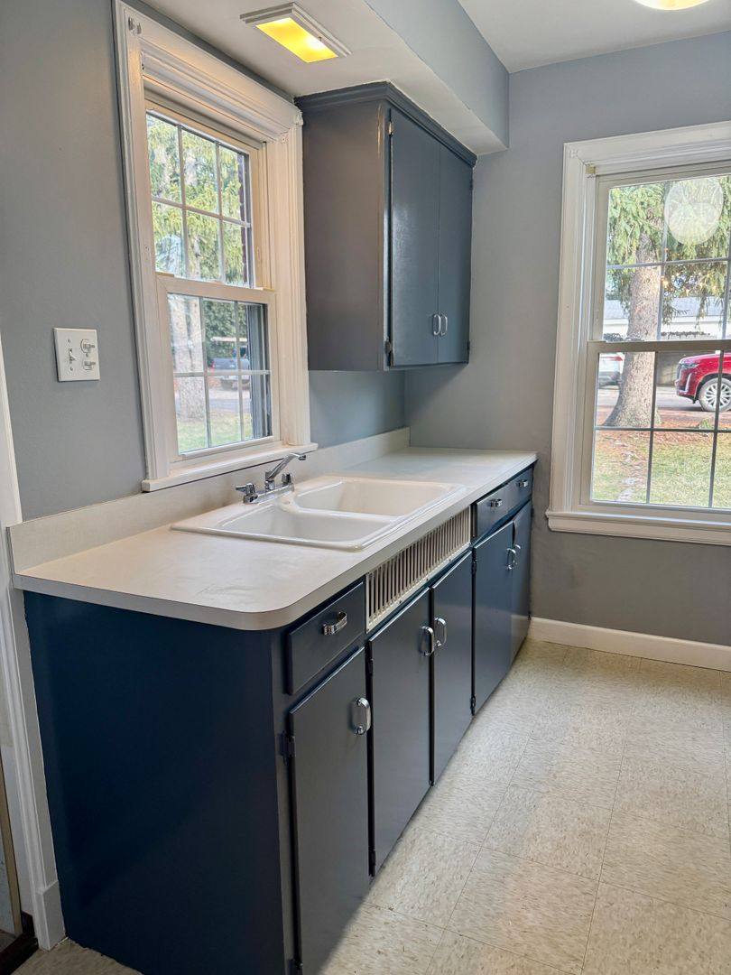 Apartment for rent at 596 Bigelow Rd, Mansfield, OH 44907