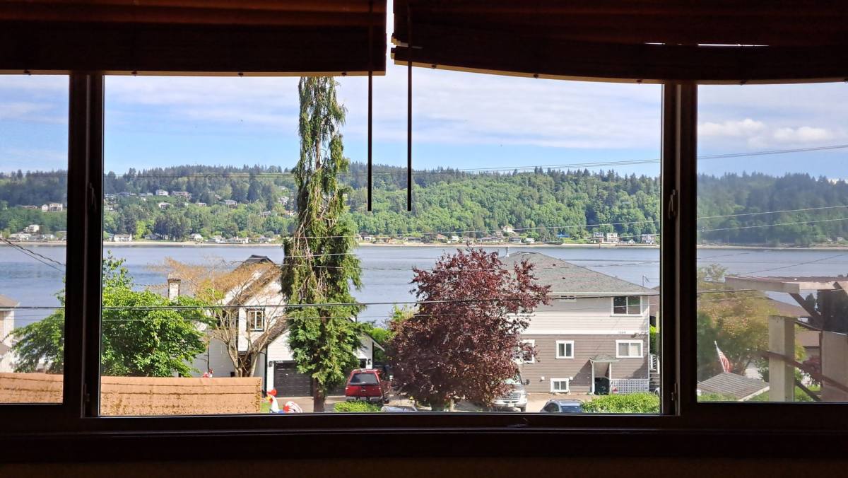 House for rent at 1357 Jacobsen Blvd, Bremerton, WA 98310