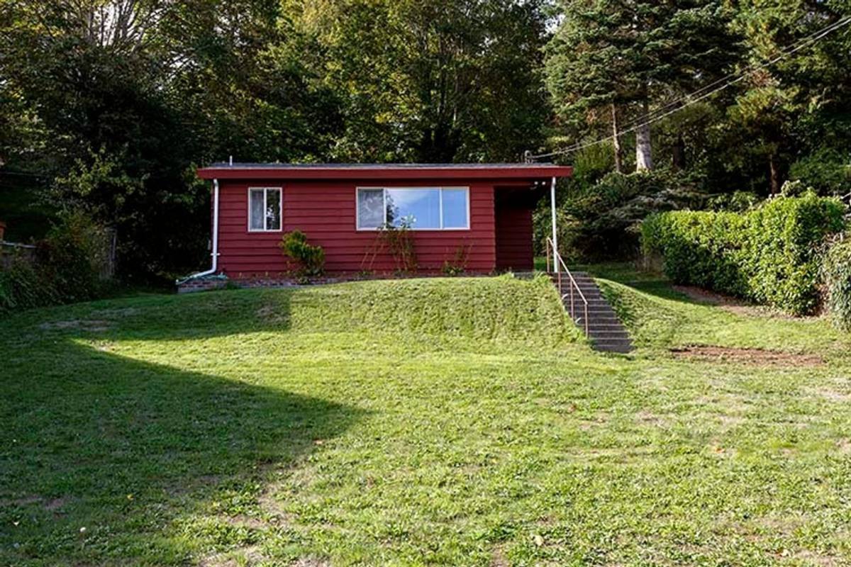 House for rent at 1357 Jacobsen Blvd, Bremerton, WA 98310