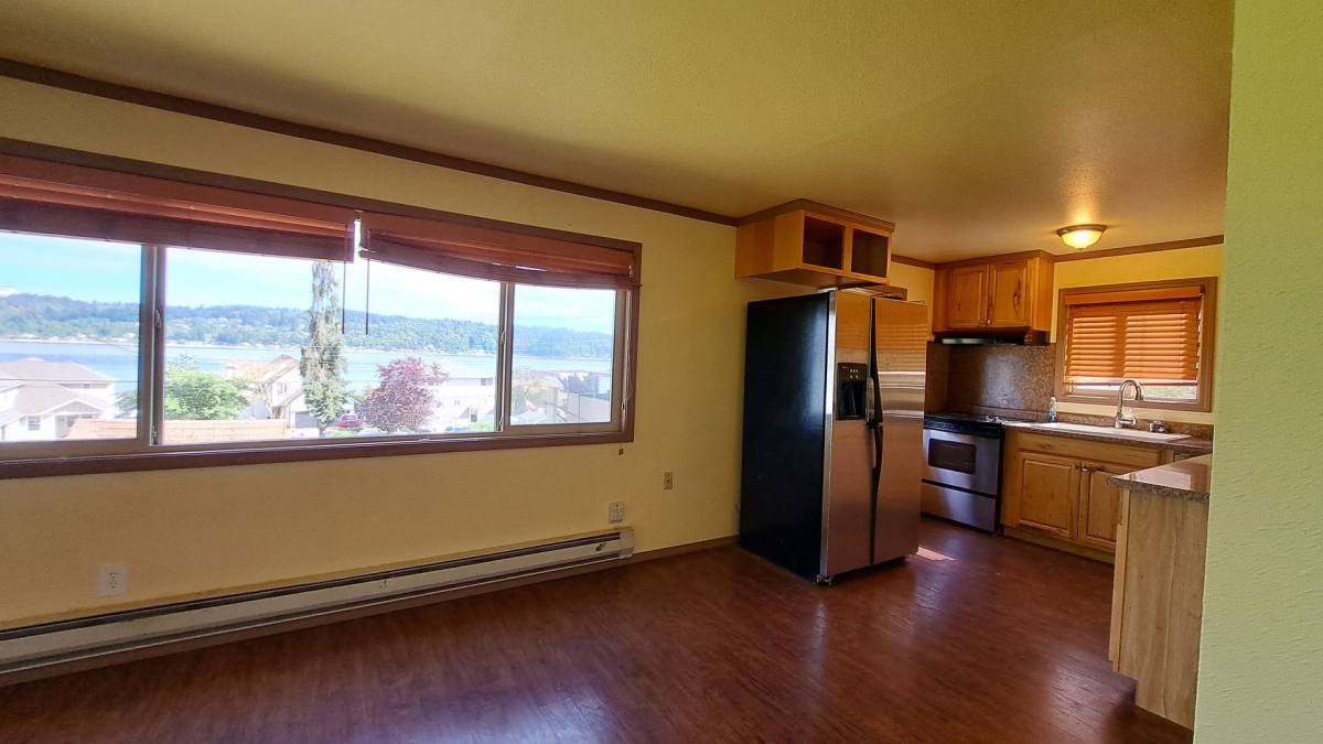 House for rent at 1357 Jacobsen Blvd, Bremerton, WA 98310
