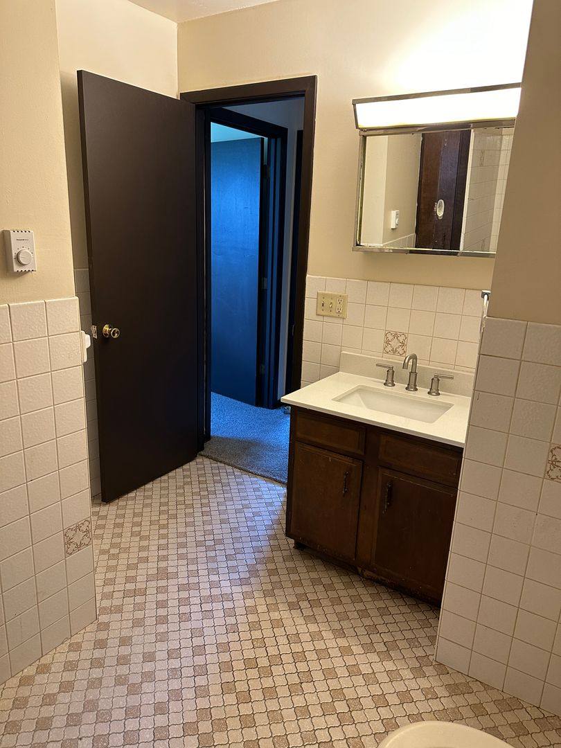 Apartment for rent at 40 2nd Ave NW, Elgin, MN 55932
