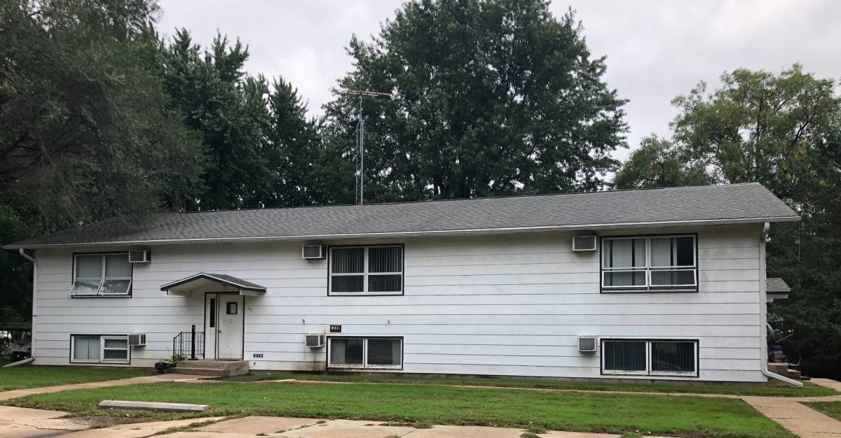 Apartment for rent at 40 2nd Ave NW, Elgin, MN 55932