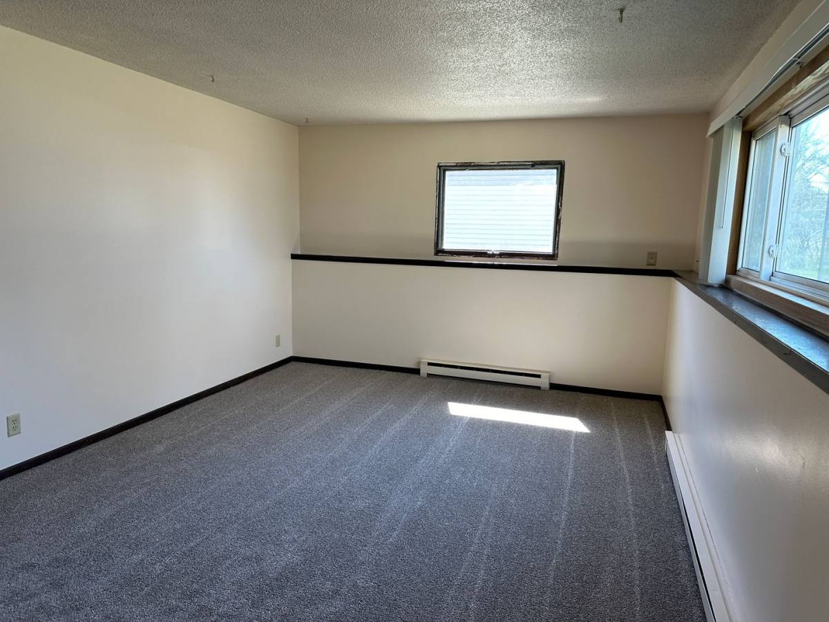 Apartment for rent at 40 2nd Ave NW, Elgin, MN 55932