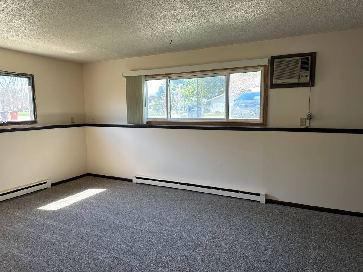 Apartment for rent at 40 2nd Ave NW, Elgin, MN 55932