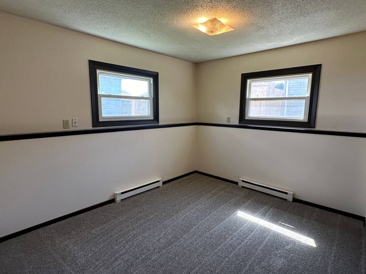 Apartment for rent at 40 2nd Ave NW, Elgin, MN 55932