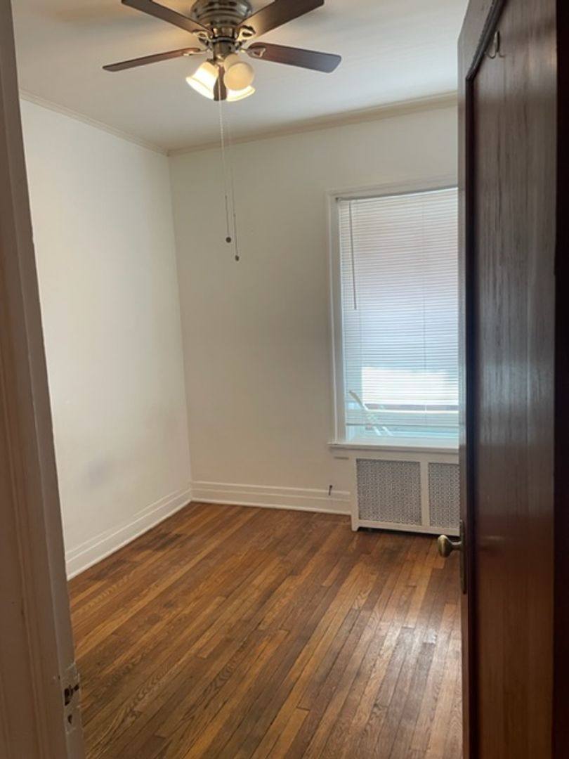 Apartment for rent at 832-34 S Oakley Blvd, Chicago, IL 60612