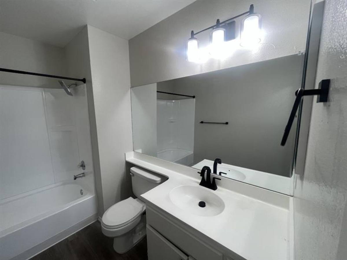 Apartment for rent at 4115 Van Buren Blvd, Riverside, CA 92503