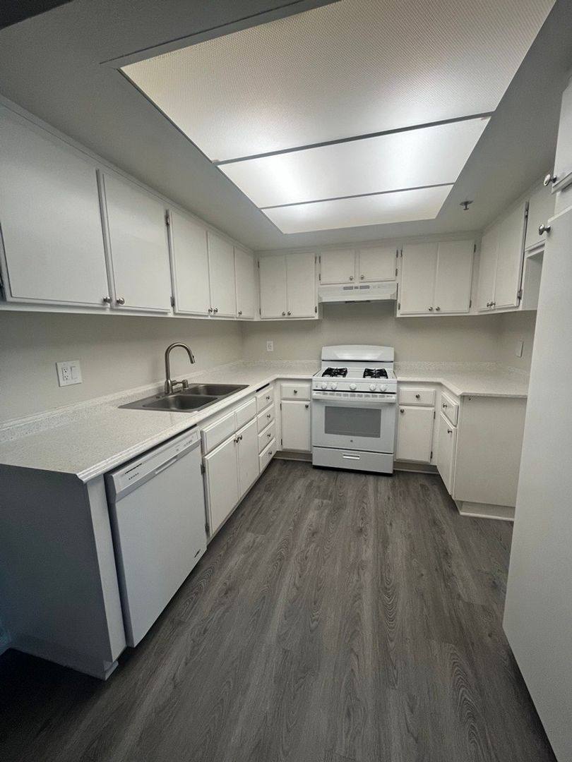 Apartment for rent at 4119 Van Buren Blvd, Riverside, CA 92503