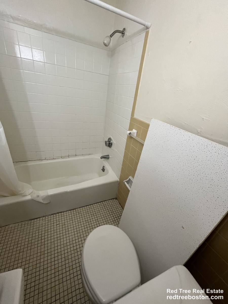 Apartment for rent at 51 S Huntington Ave #103, Jamaica Plain, MA 02130