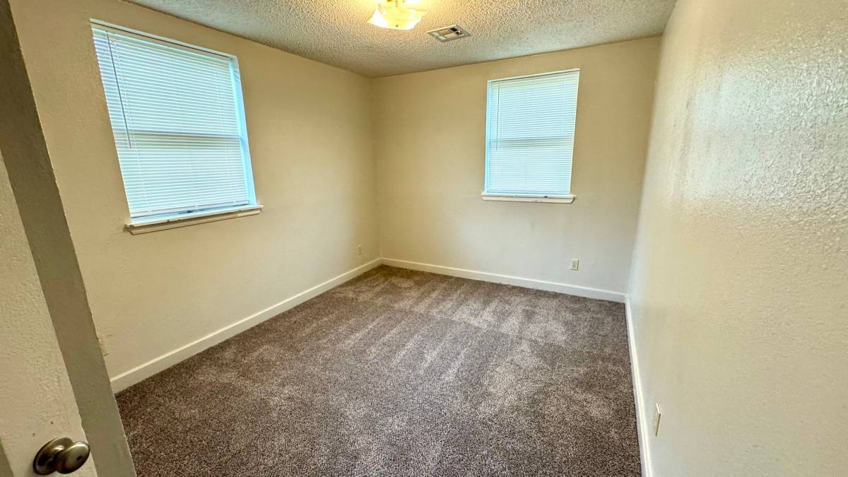 House for rent at 372 J St, Savanna, OK 74565