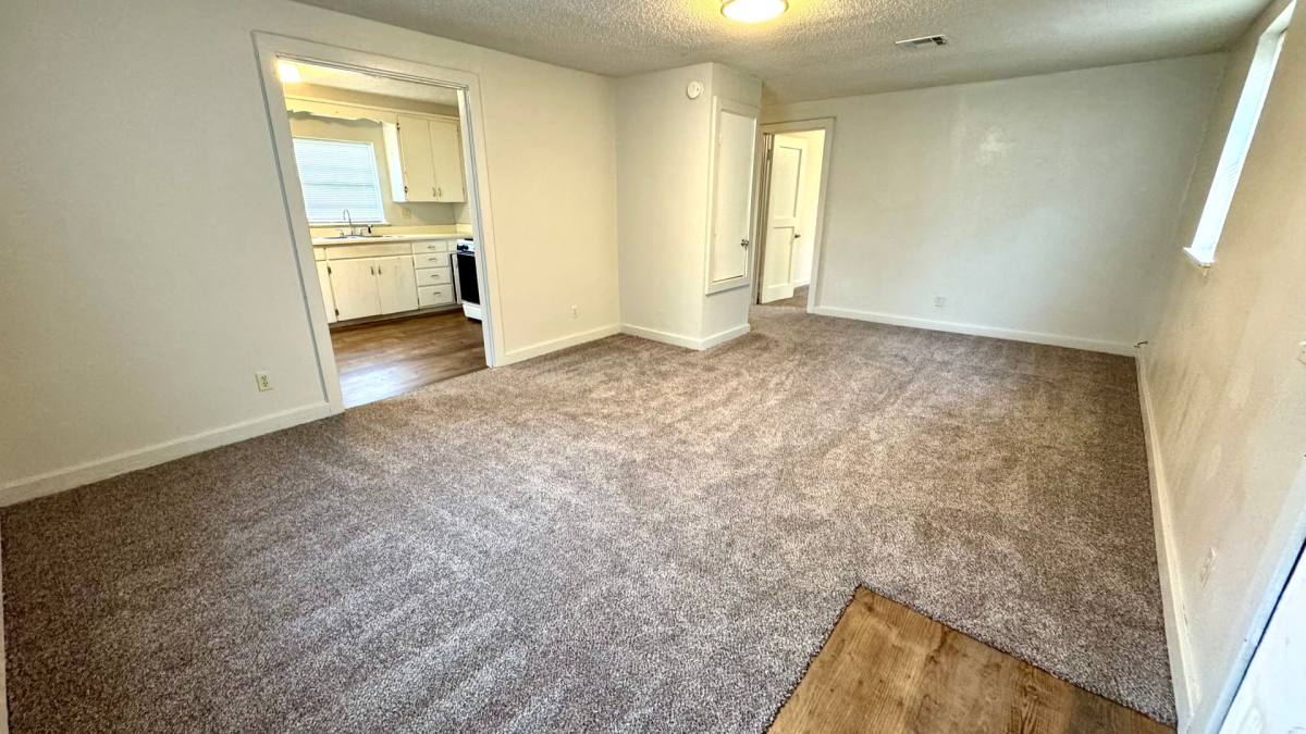 House for rent at 372 J St, Savanna, OK 74565