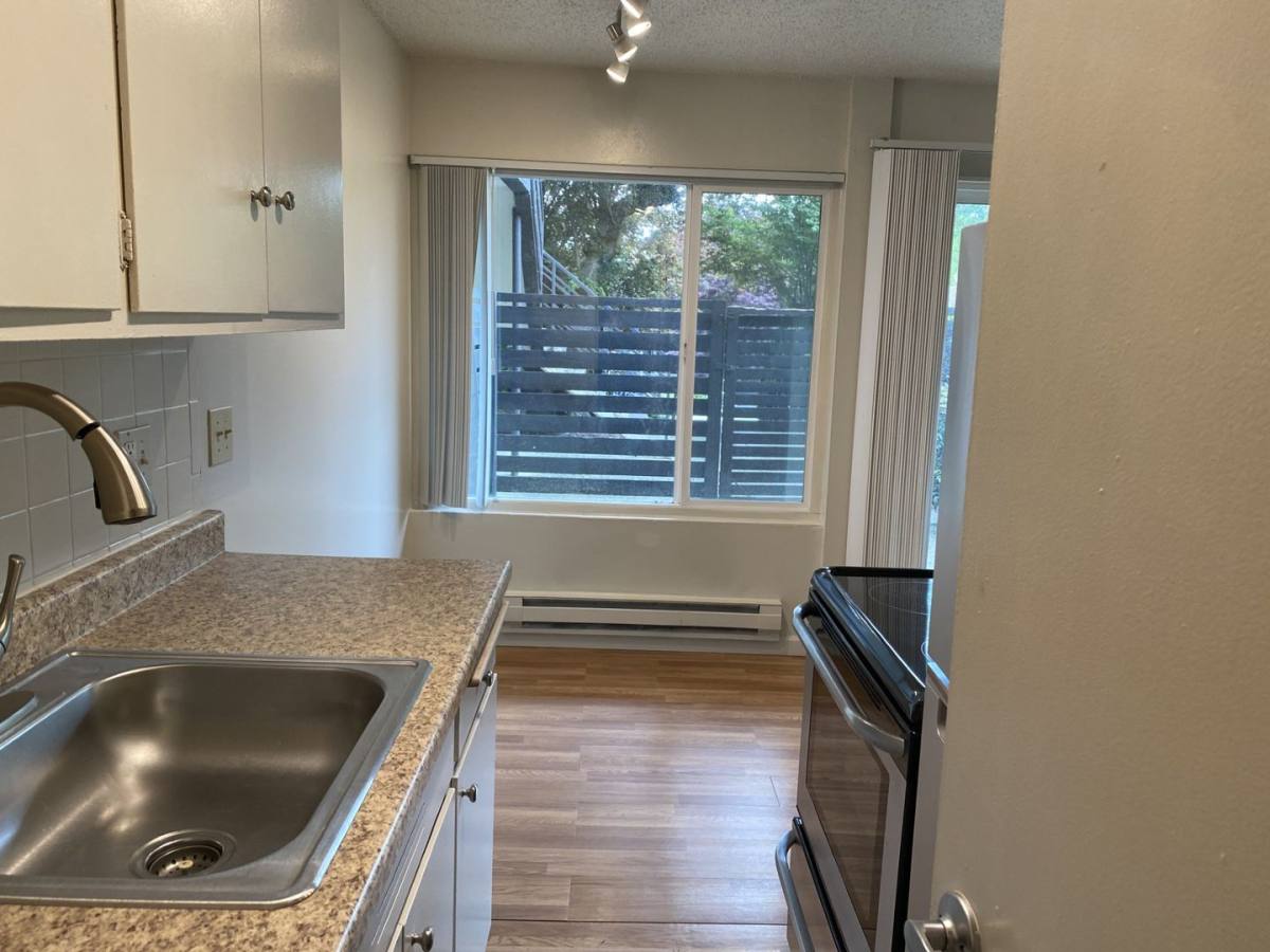 Apartment for rent at 3916 S Pearl St, Seattle, WA 98118
