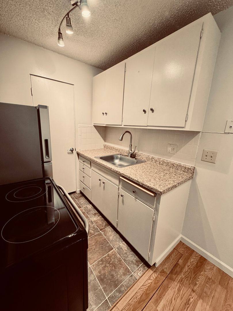 Apartment for rent at 3916 S Pearl St, Seattle, WA 98118