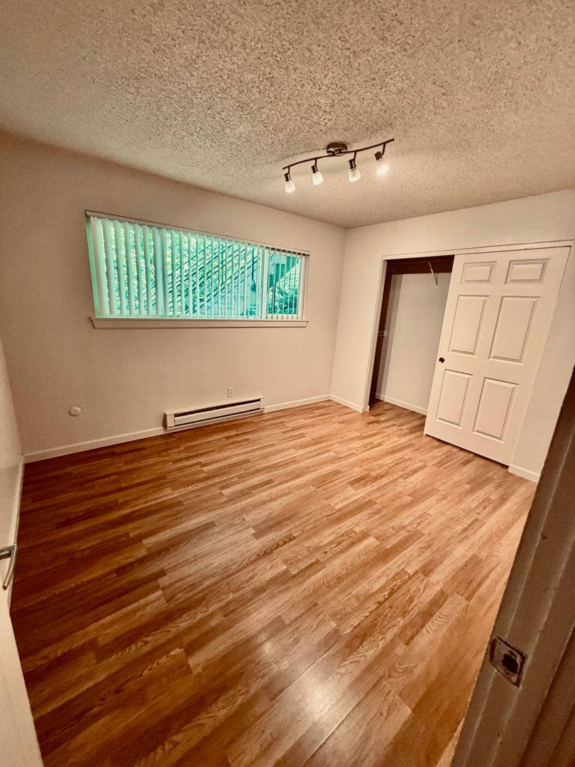 Apartment for rent at 3916 S Pearl St, Seattle, WA 98118