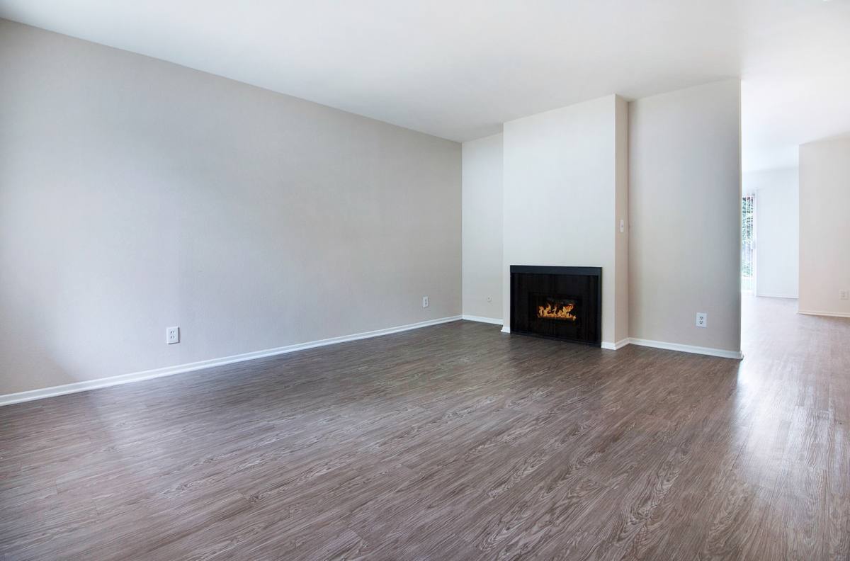 Apartment for rent at 156-158 Los Timbres St, Orange, CA 92869