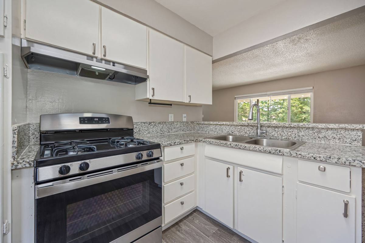 Sunset Gardens, 3836 Auburn Blvd, Sacramento, CA 95821 - Apartment for Rent - Image 5