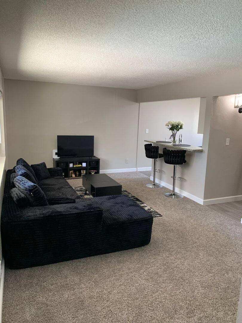 Apartment for rent at 3836 Auburn Blvd, Sacramento, CA 95821