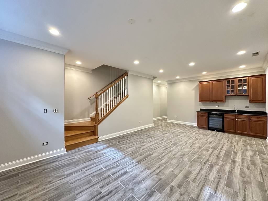Apartment for rent at 3719 Clifton #8Q, Chicago, IL 60613