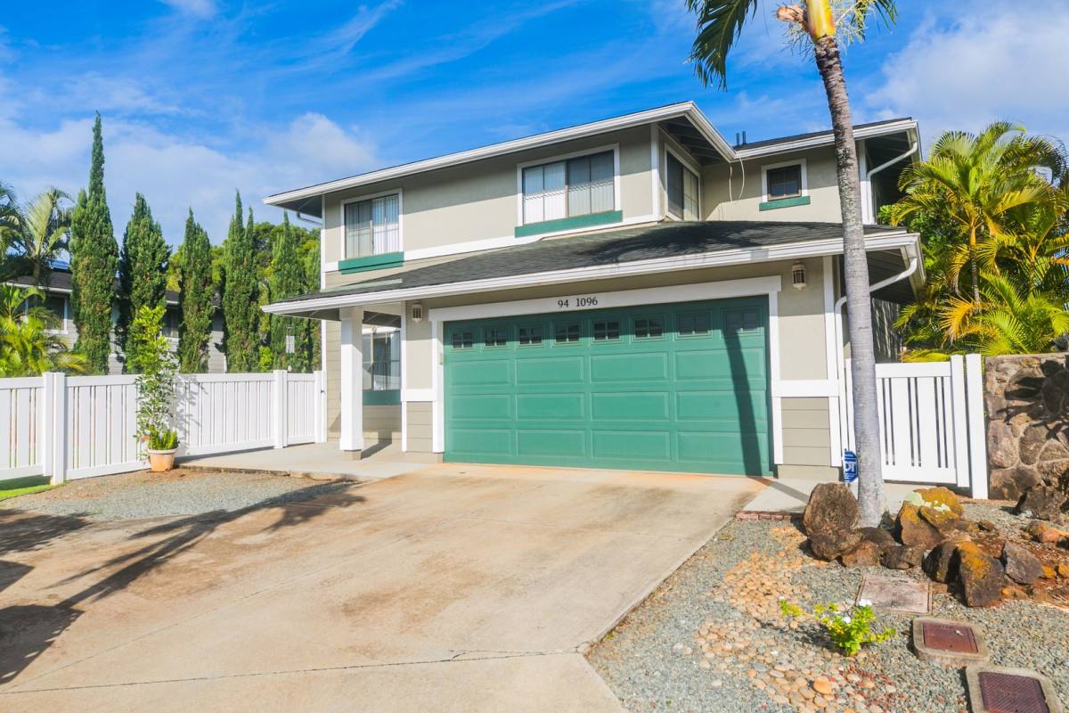 House for rent at 94-1096 Kapehu St, Waipahu, HI 96797