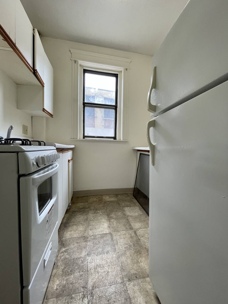 Apartment for rent at 1148 Commonwealth Ave #17, Allston, MA 02134