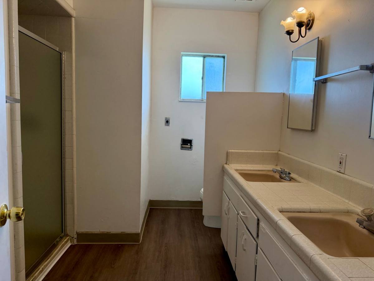 Apartment for rent at 3643-3655 E Lowe Ave, Fresno, CA 93702