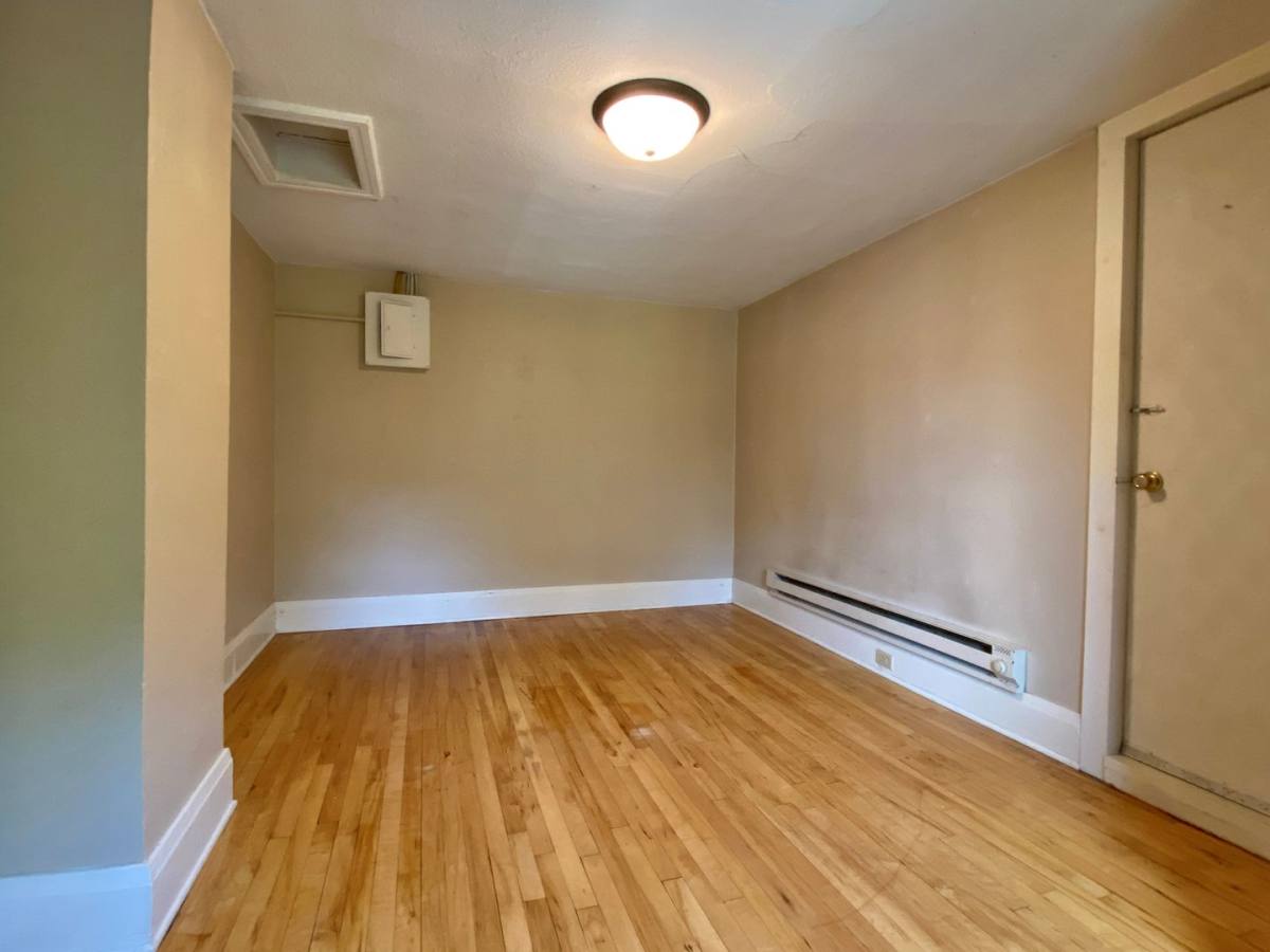 Apartment for rent at 516 Erin St, Eau Claire, WI 54703