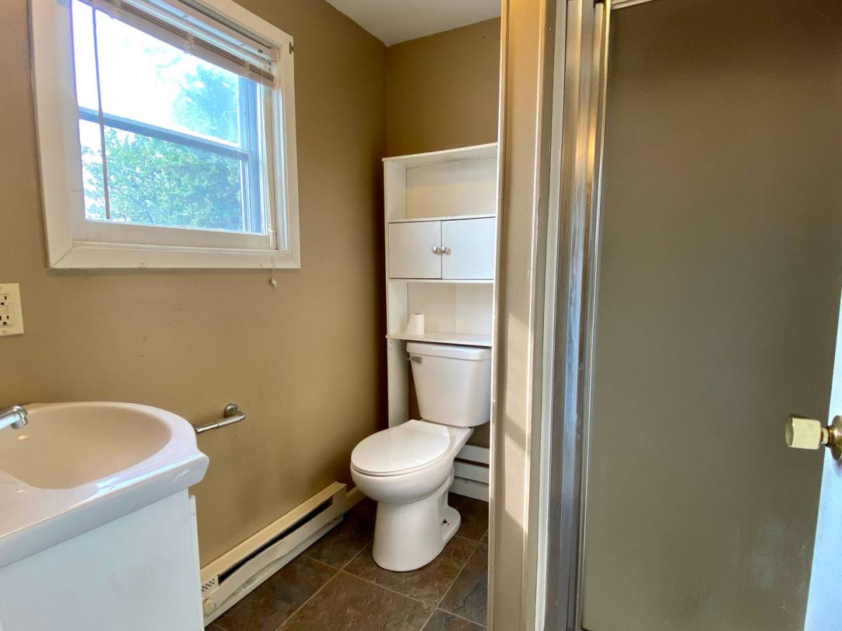 Apartment for rent at 516 Erin St, Eau Claire, WI 54703