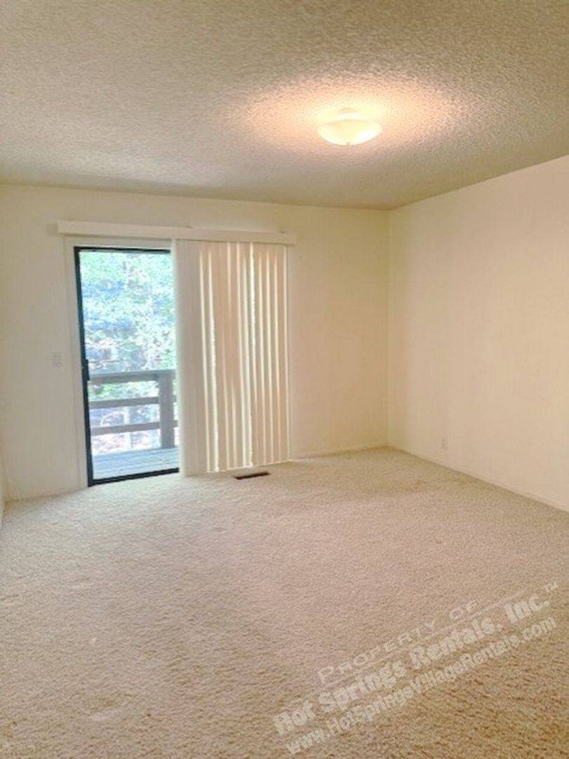 Townhouse for rent at 4 Lonjeta Lane, Hot Springs Village, AR 71909