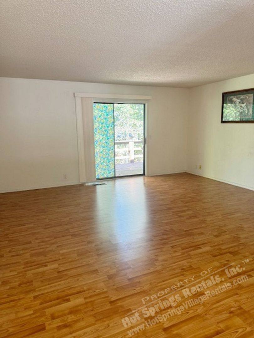 Townhouse for rent at 4 Lonjeta Lane, Hot Springs Village, AR 71909