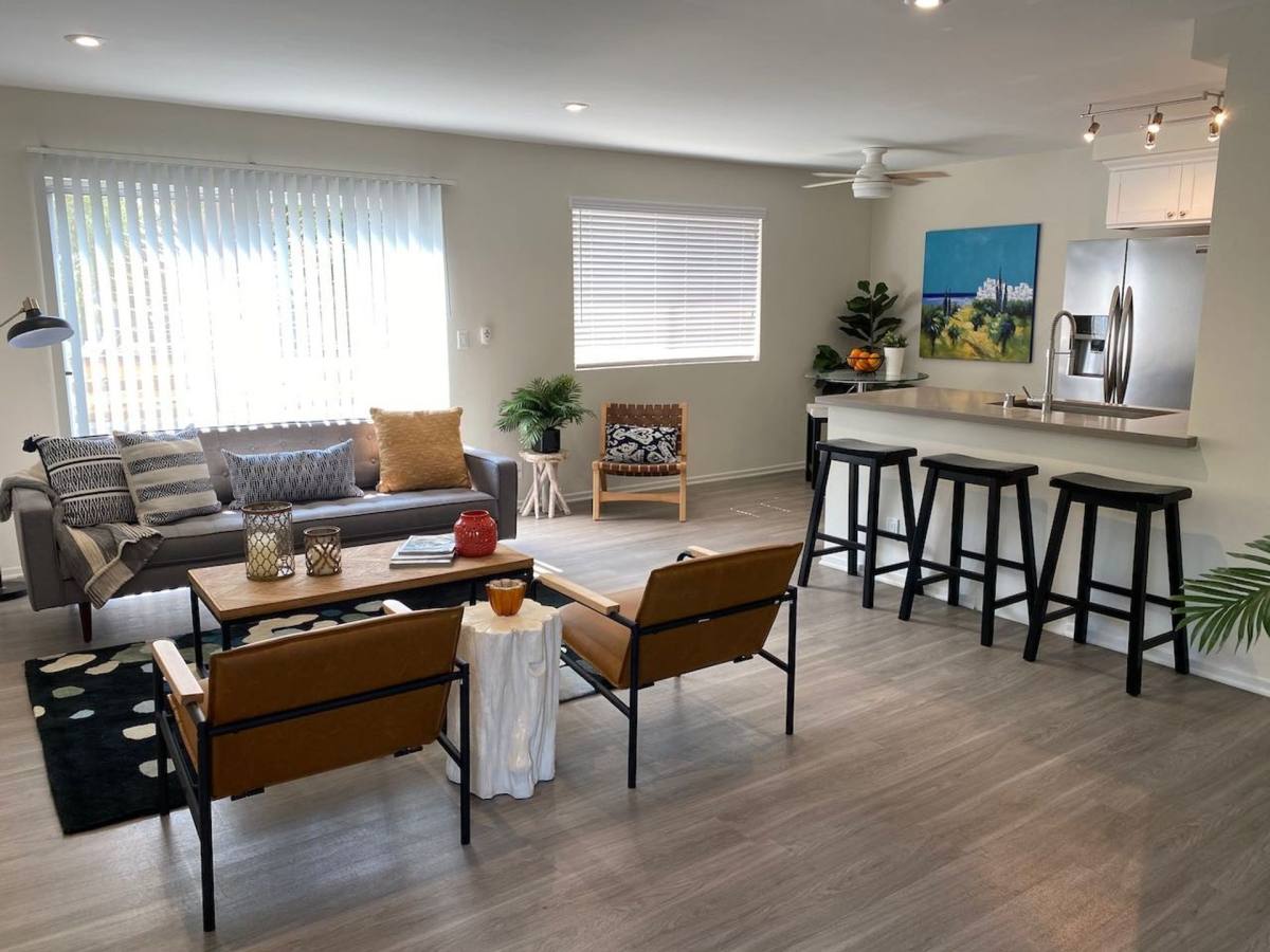Apartment for rent at 1753 9th St, Santa Monica, CA 90404