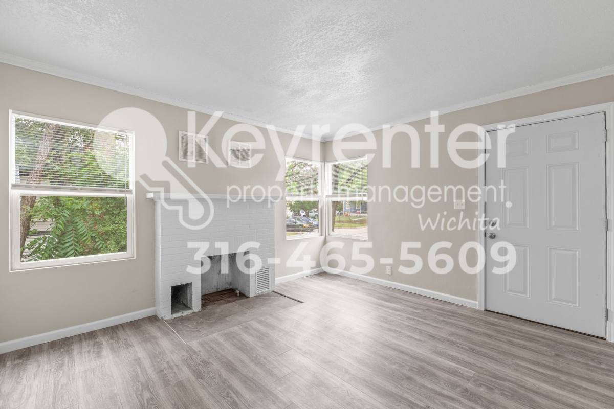 Apartment for rent at 2009 N Volutsia, Wichita, KS 67214