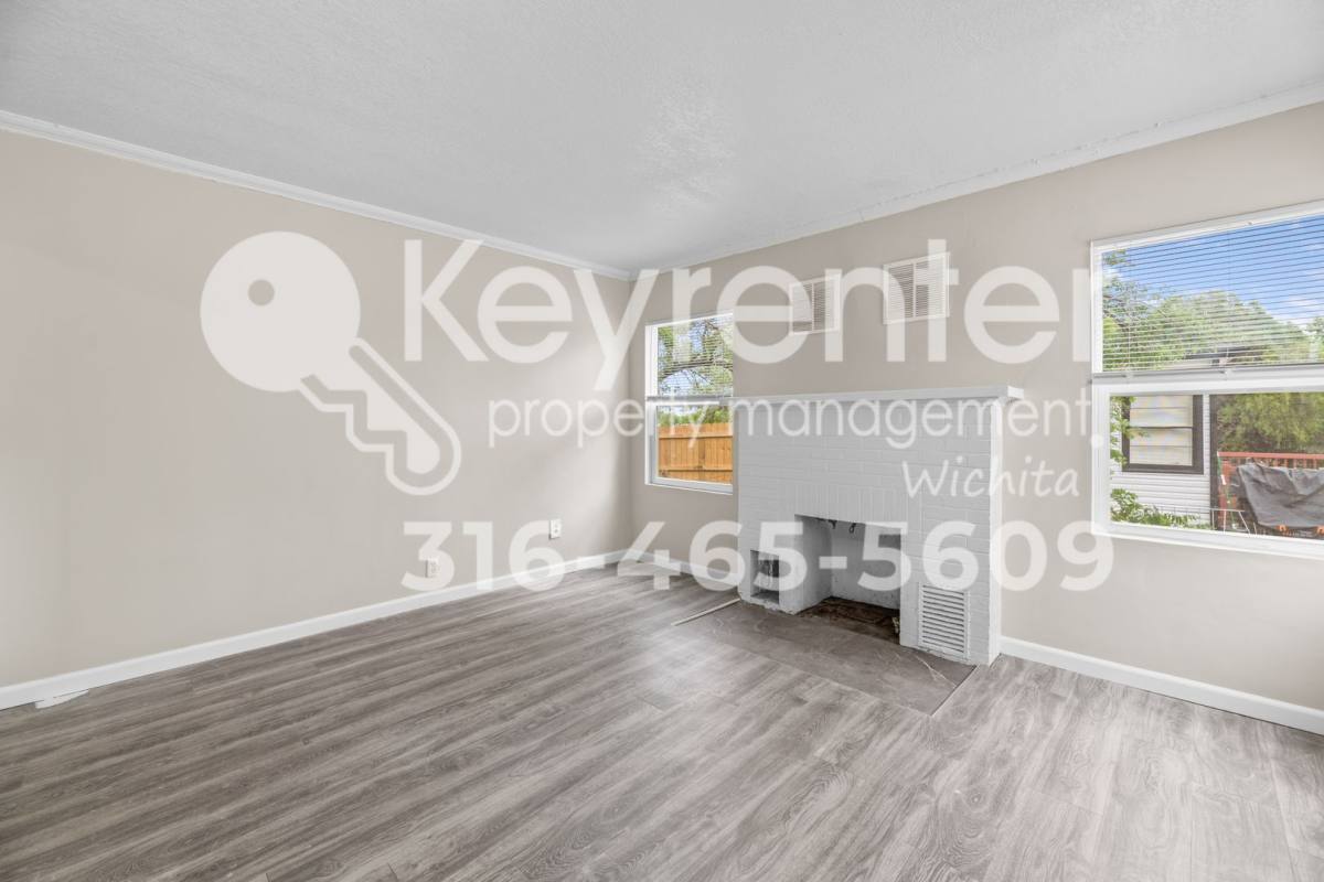 Apartment for rent at 2009 N Volutsia, Wichita, KS 67214