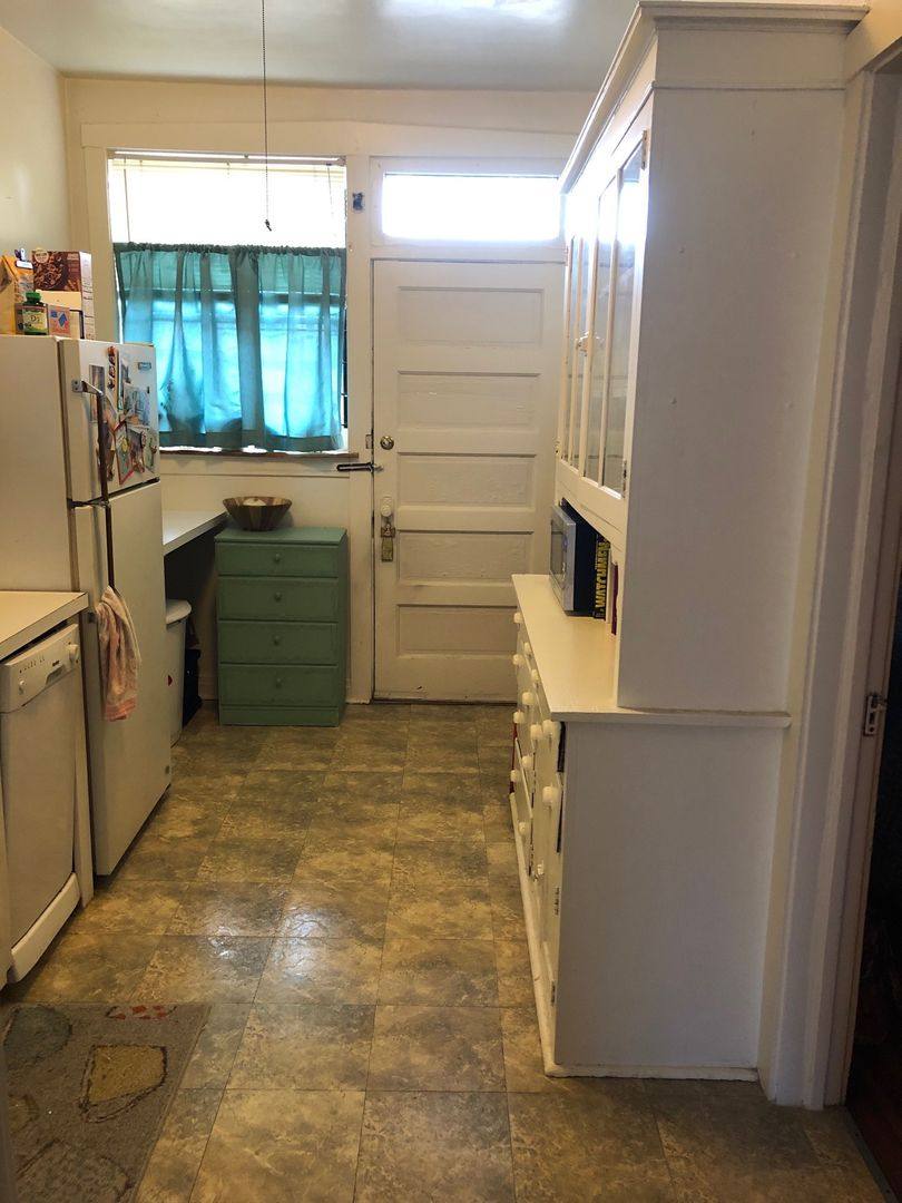 Apartment for rent at 3504 N Wolcott #3, Chicago, IL 60657