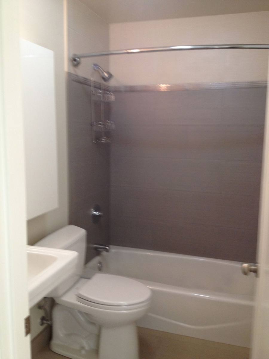 Apartment for rent at 6110 SE 52nd Ave, Portland, OR 97206