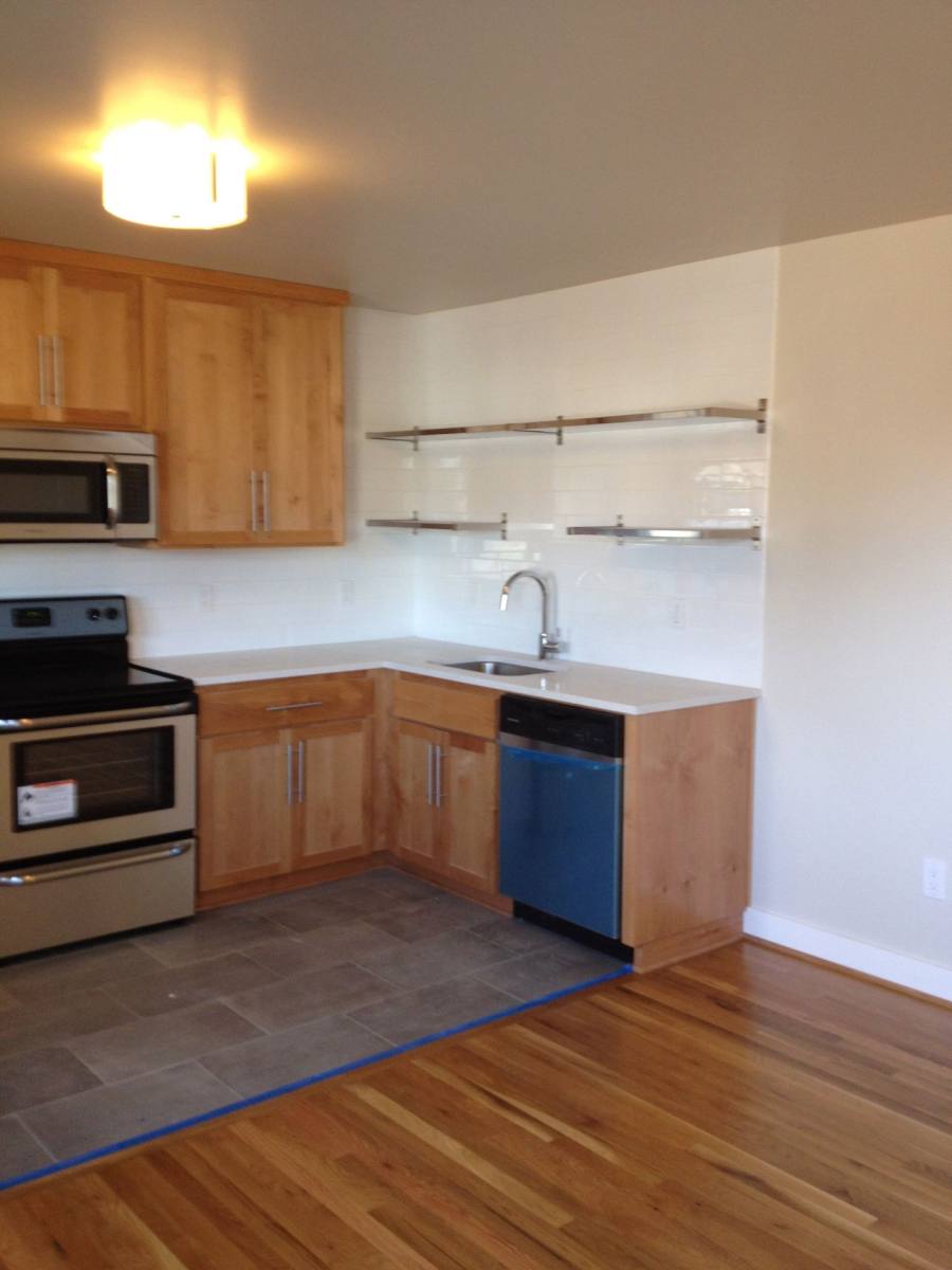 Apartment for rent at 6110 SE 52nd Ave, Portland, OR 97206
