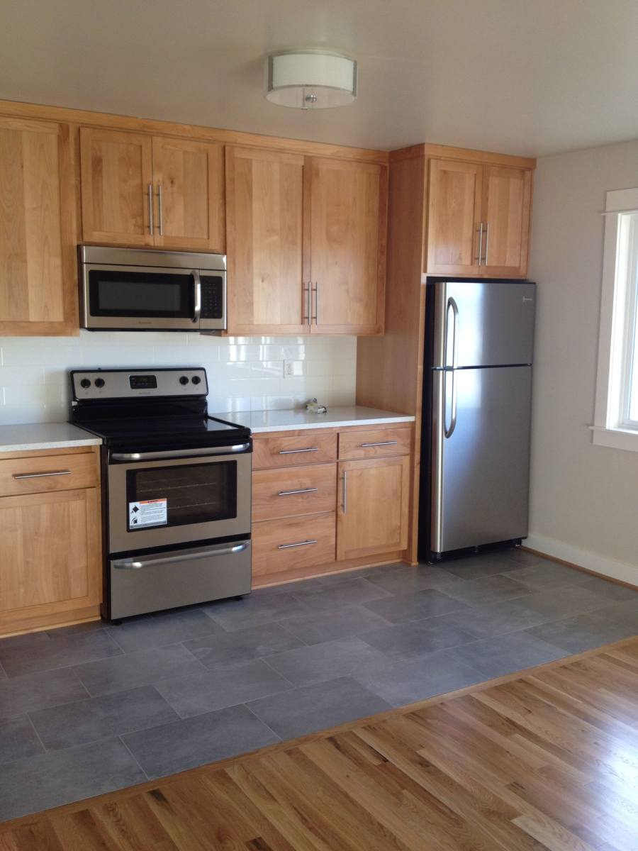 Apartment for rent at 6110 SE 52nd Ave, Portland, OR 97206