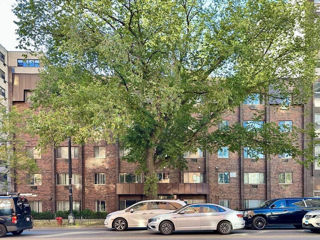 Apartment for rent at 5818 Sheridan #P301, Chicago, IL 60660