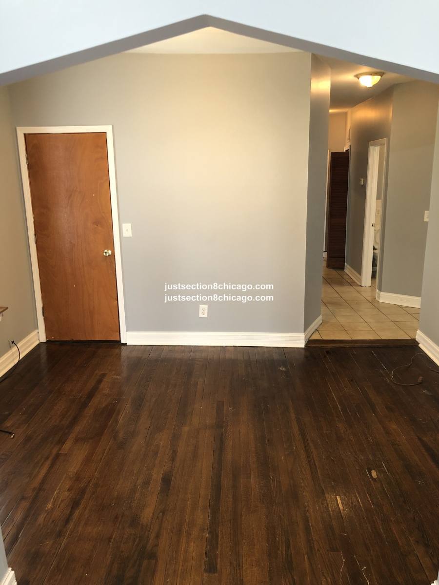 Apartment for rent at 4956 W Fulton #2, Chicago, IL 60644